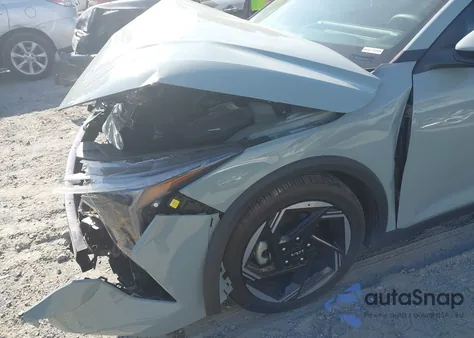 2025 Kia K4 Ex из США, поврежденный, VIN 3KPFU4DE9SE042530